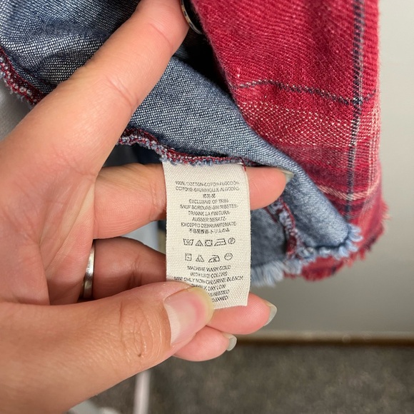 Free People Roadtrip Getaway Bohemian Weatern Chic Flannel button down M - Picture 6 of 6